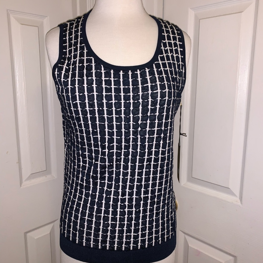 Rondina pull over sweater size XL